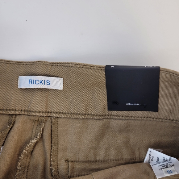 Rick's khaki shorts women size 10 - Picture 2 of 6